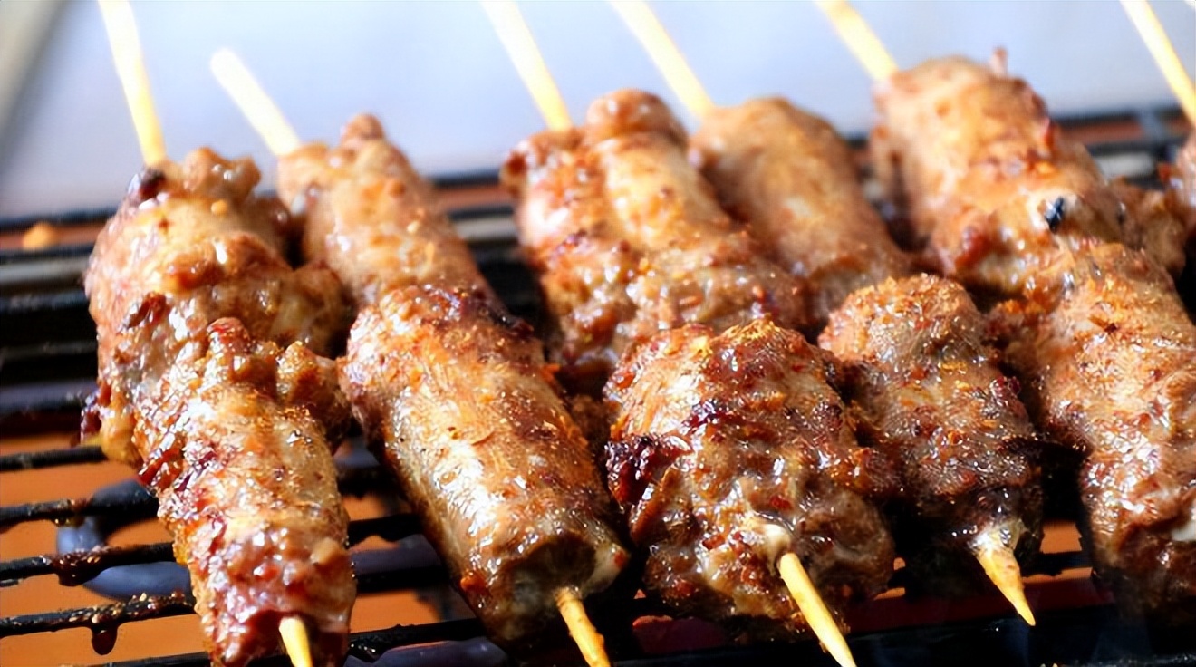 夏天烧烤做什么最火爆,夏天烧烤摊必点的5道烧烤