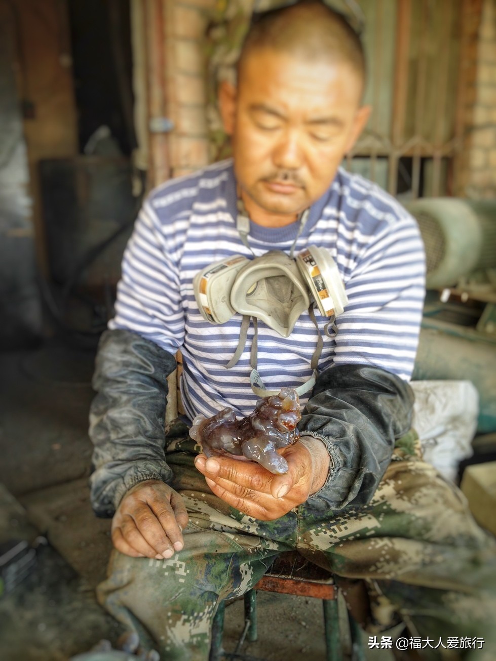 阿拉善遍地玛瑙石,阿拉善玛瑙原石大量出售