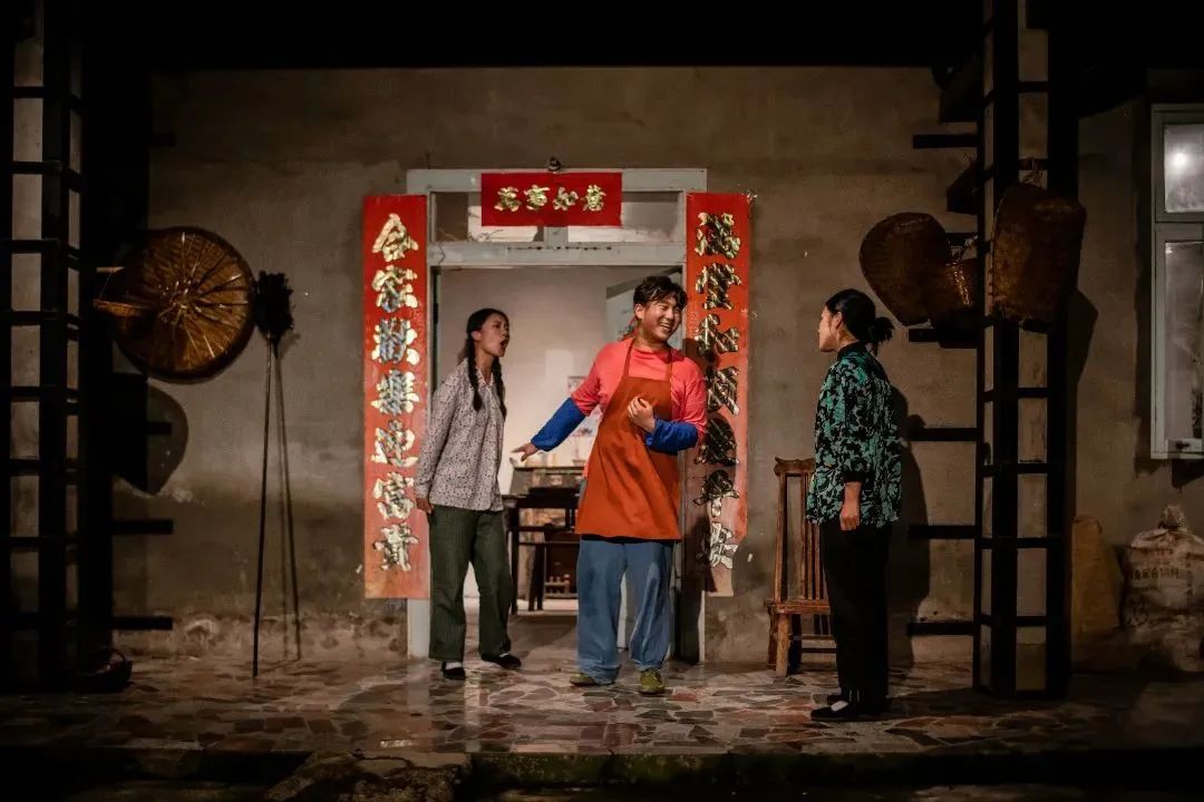 峨眉山毕业旅行主题,大学生独游峨眉山