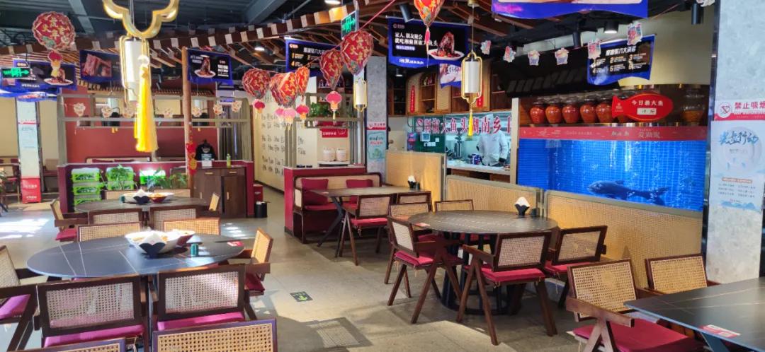 记者卧底实探麦当劳餐厅,北京三里屯餐厅酒吧