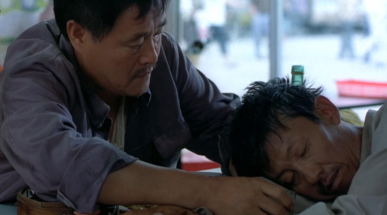 打工人的心酸背着一具尸体从深圳到重庆，他只是想要回家