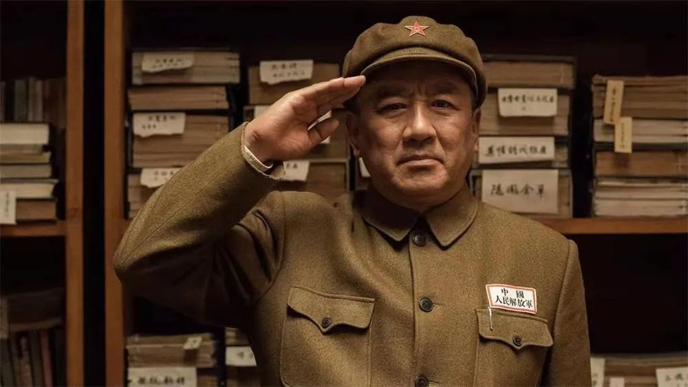 警察看见丁勇岱拔枪,丁勇岱现实遇警察