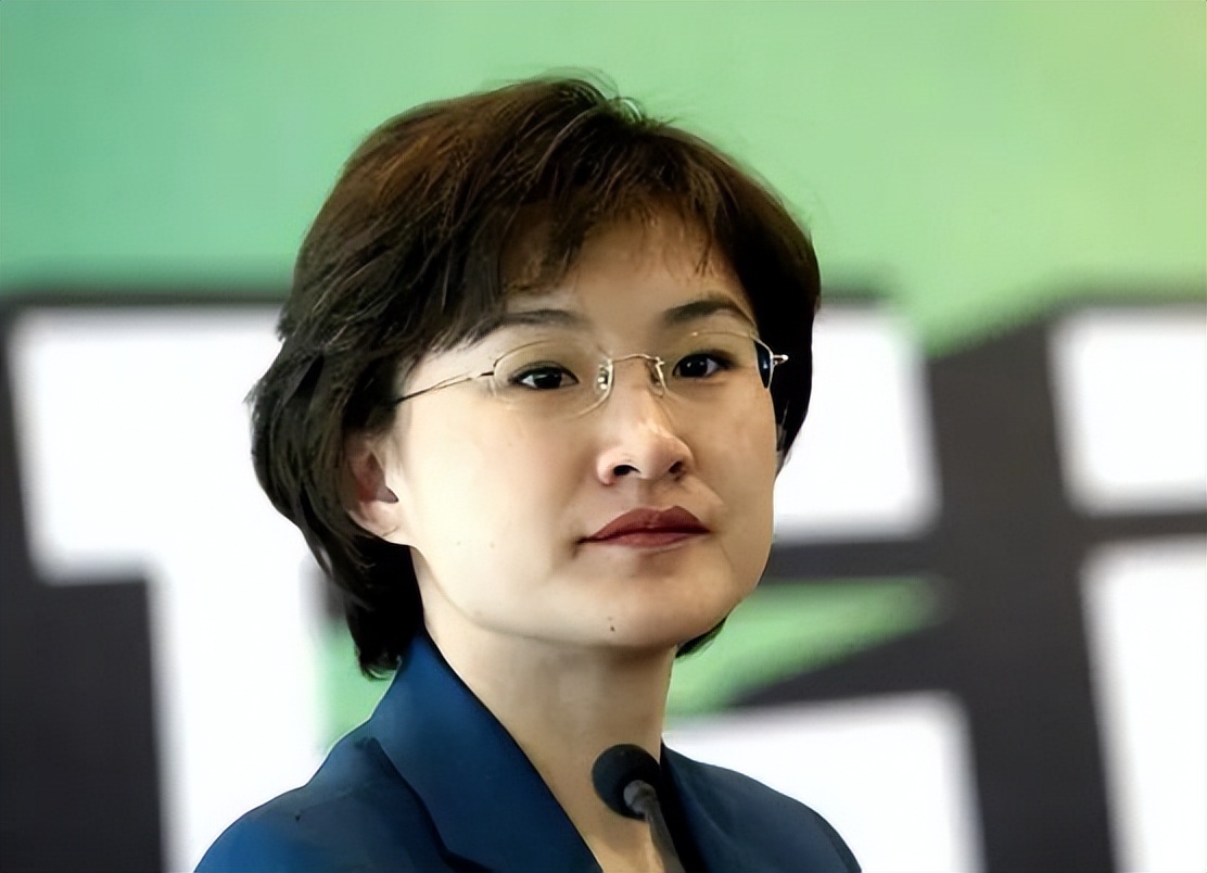 董倩滚出,董倩在央视主持过什么节目