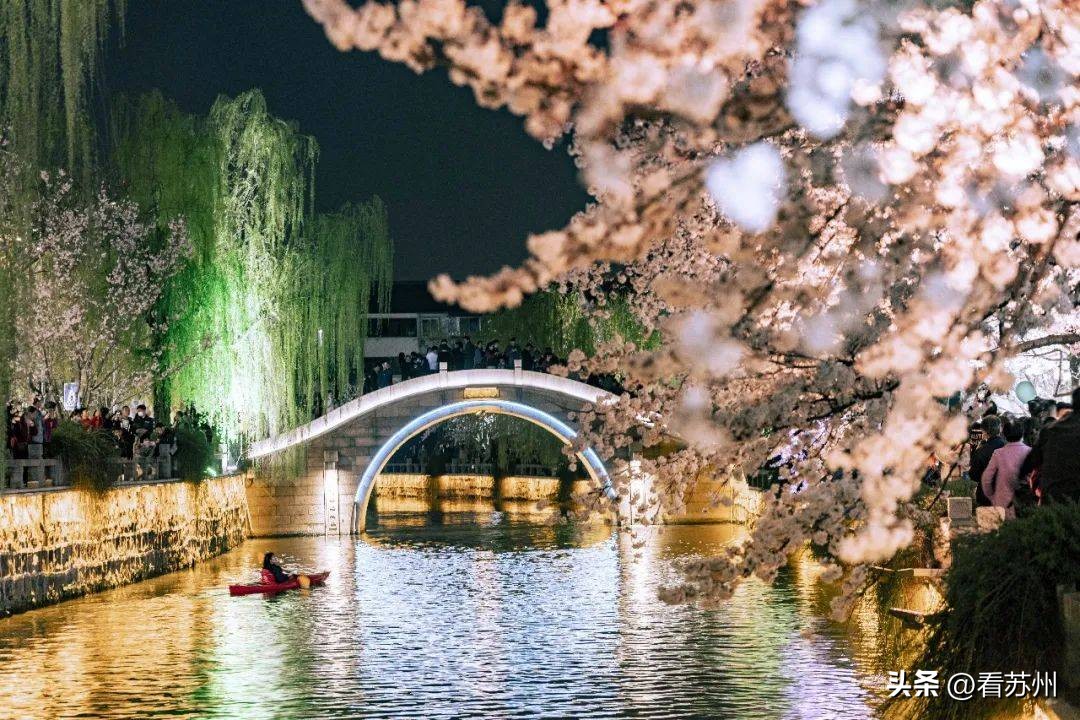 苏州有哪些著名的美食,苏州最出名的地方特色美食是什么