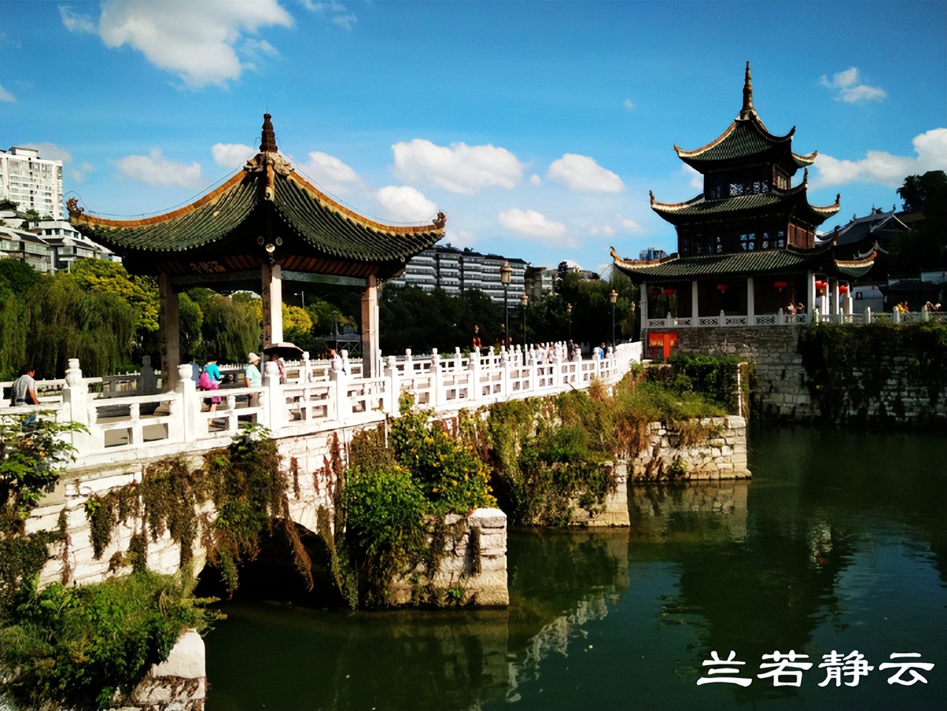 贵阳多彩贵州位置,贵阳多彩贵州城风景区