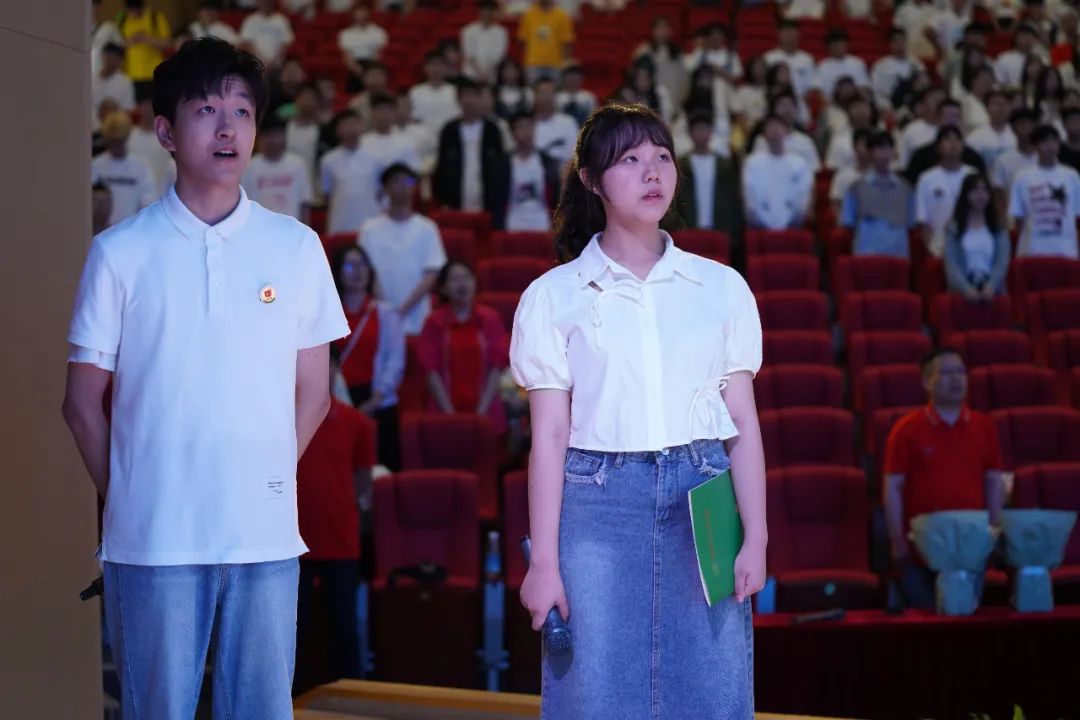 重庆市江北中学毕业典礼|情系江中青云万里