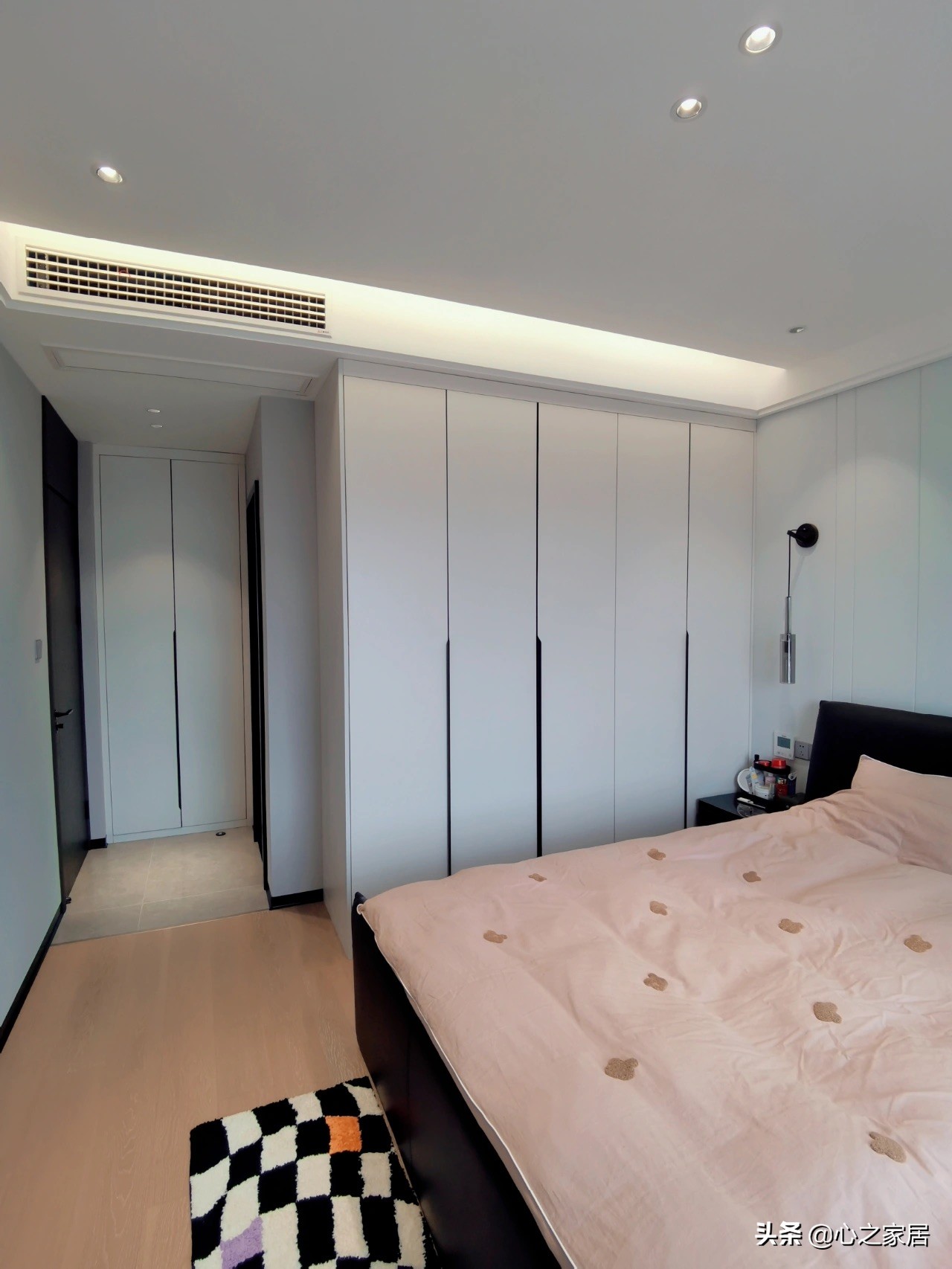 130平四室两厅二卫的客厅,130平米大四居