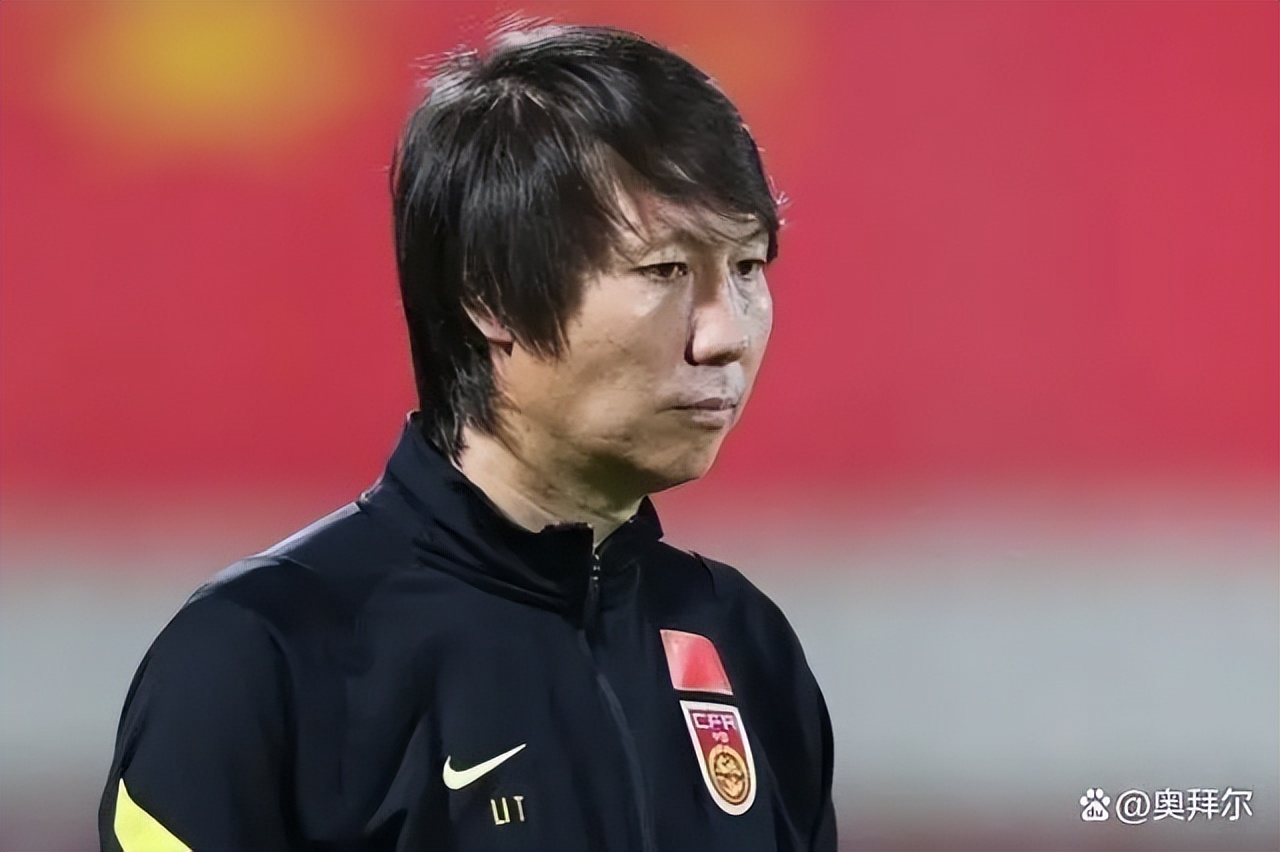 少年成恶龙可曾忆起当年足球梦