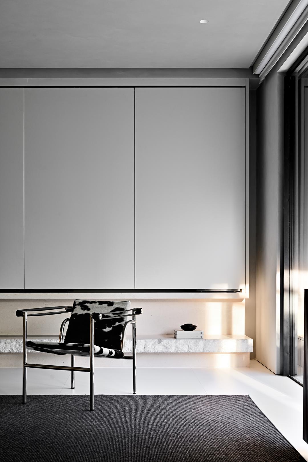 4个设计师设计办公台布局,设计师最佳农村房屋设计