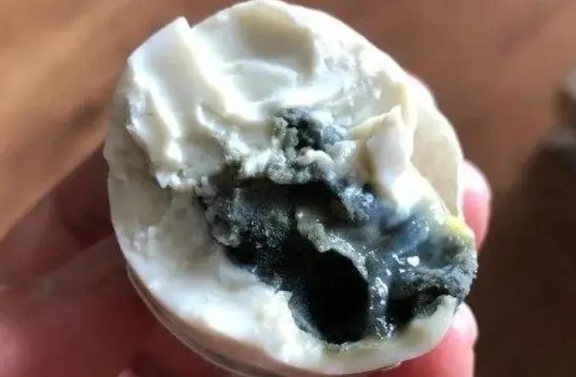 臭鸭蛋还是小时候的味道,五香臭鸭蛋图片