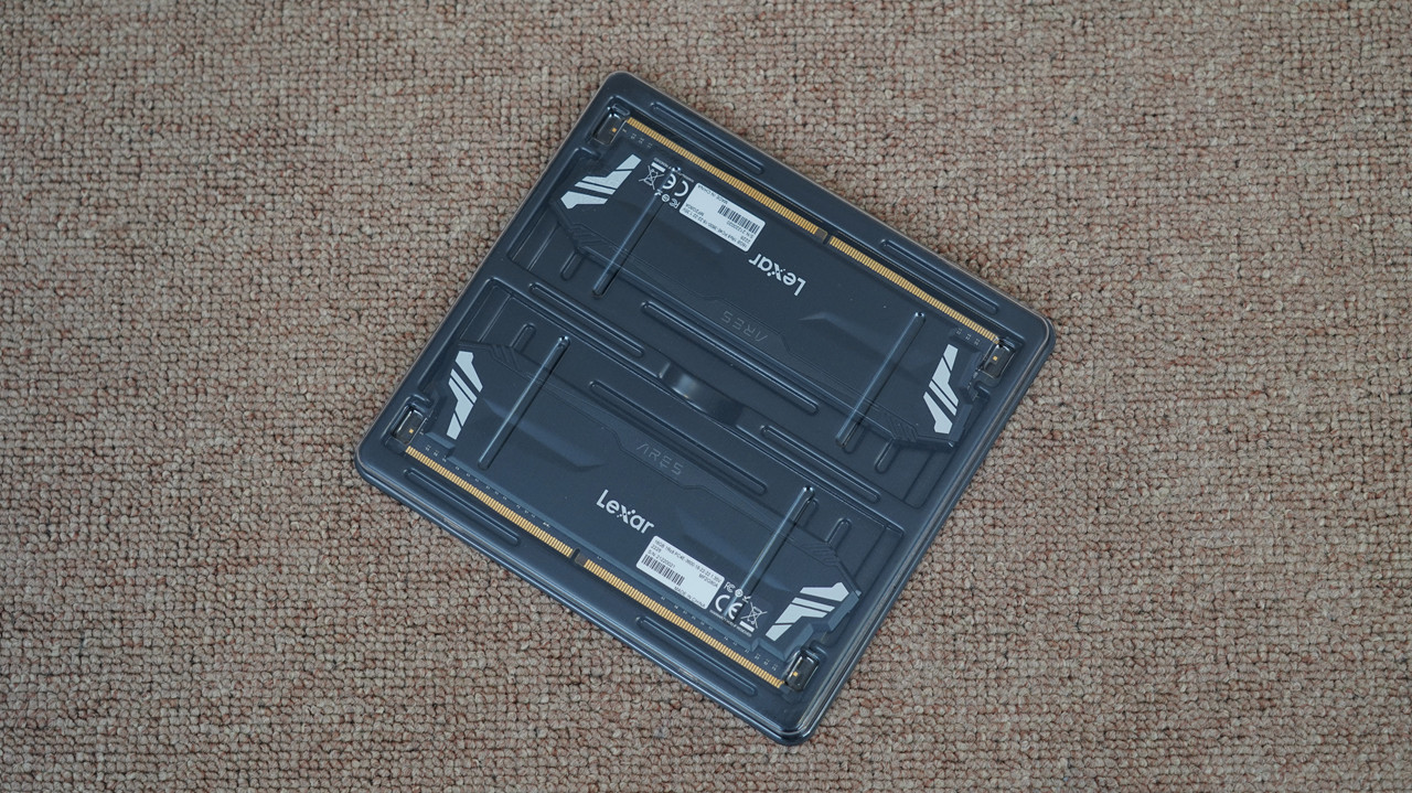 我骗媳妇说这是大号路由器，偷偷打造了一台高颜值ITX主机