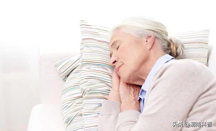 提高老年人睡眠质量的中成药,老年人吃什么有助于睡眠