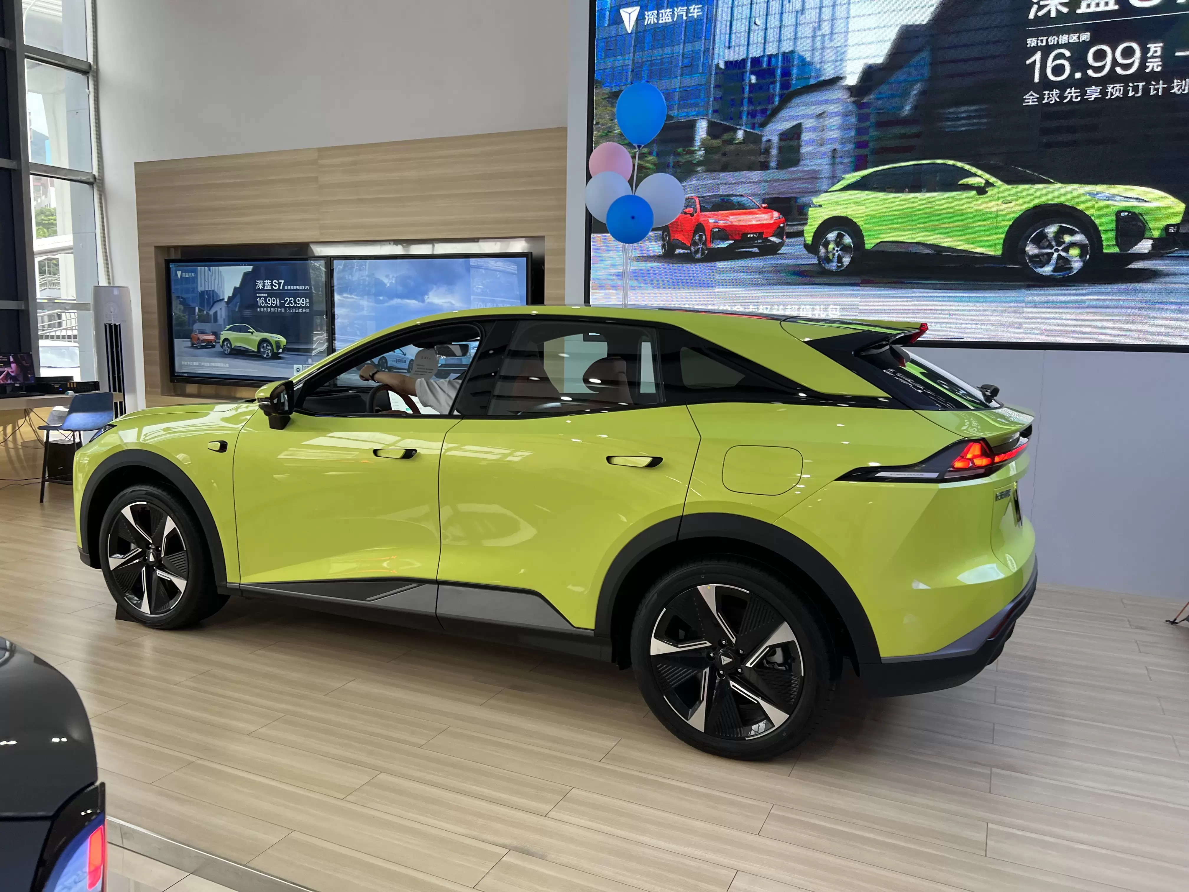 2.4t能越野的suv价格不到10万,12-13万左右性价比最高的suv