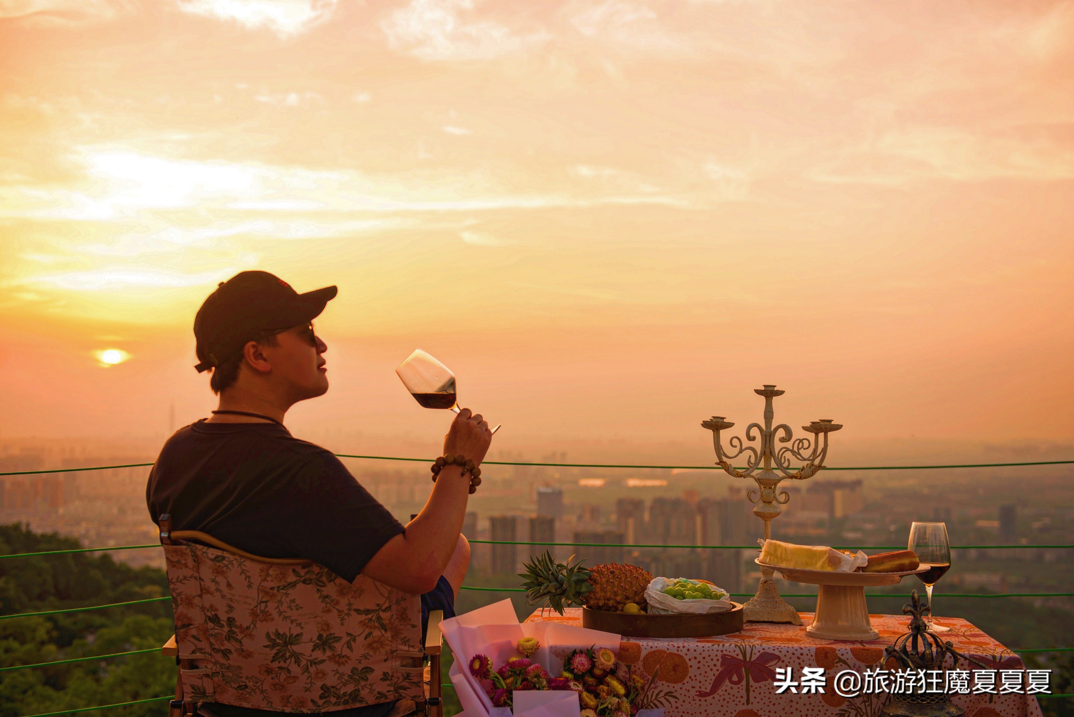 成都龙泉山火到半夜都堵车？跟风夜爬大可不必，这样才有绝美日出