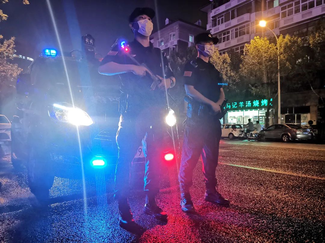 【夏季治安打击整治“百日行动”】天津公安开展第二次夏夜治安巡查宣防集中统一行动