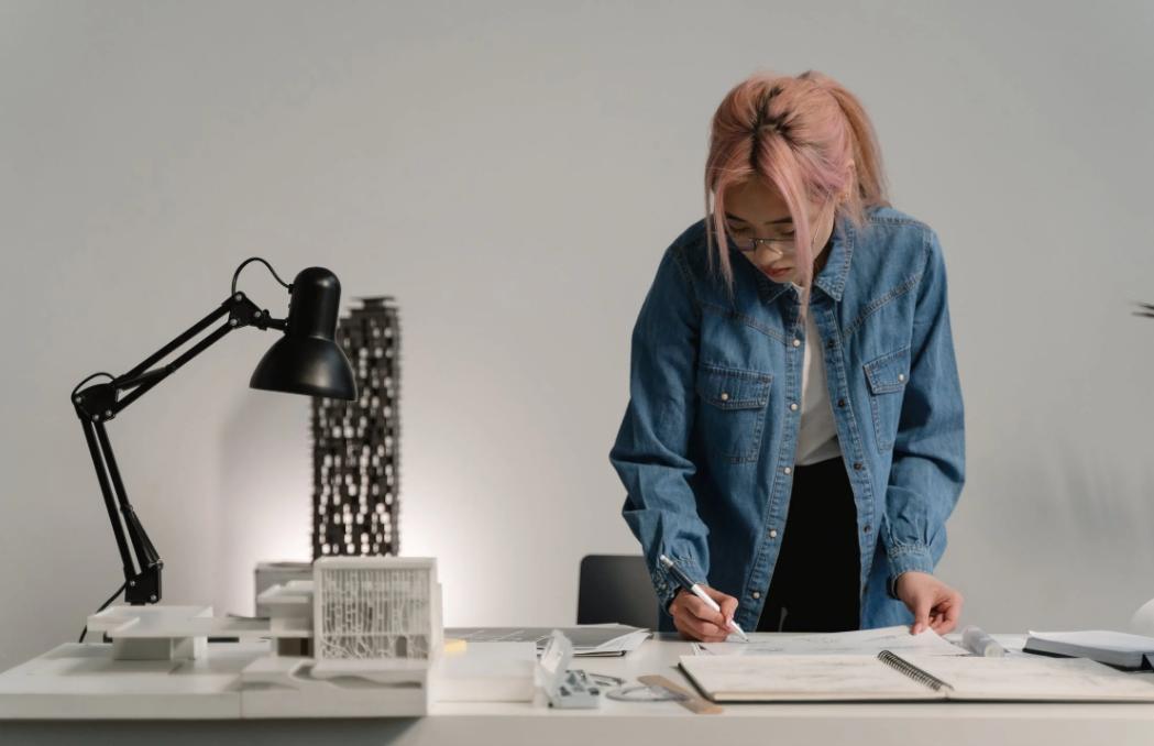 高校老师工资待遇,高校老师说说自己的工作和收入