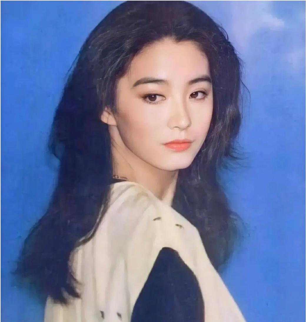 邓丽君和林青霞视频,邓丽君和林青霞海边照