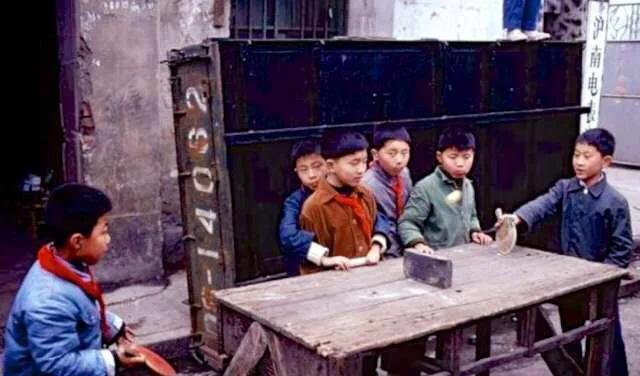 受气烦、没钱烦、以后结婚烦、养老烦，大熊猫吃喝不愁，就不烦吗