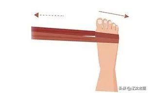 崴脚不重视当心出现后遗症,崴脚处理不及时会导致习惯性崴脚