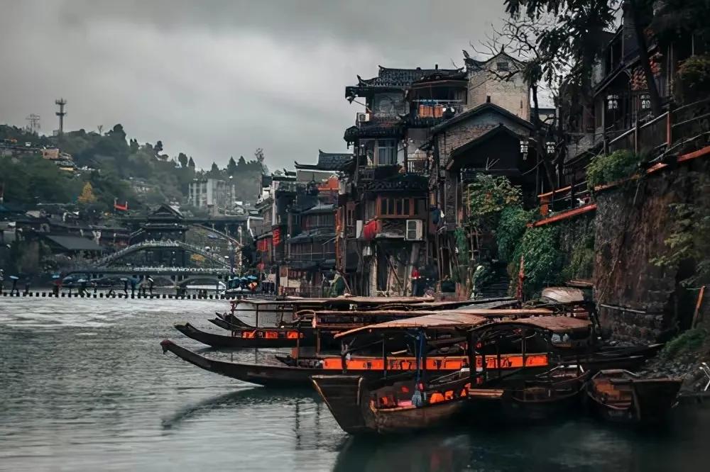 黑冰电视剧完整版,黑营盘