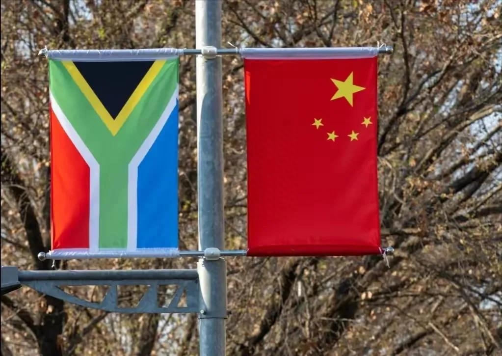 蔡英文抵金门！称赞金门炮战胜利，我军炮兵部队实弹赶赴福建外海