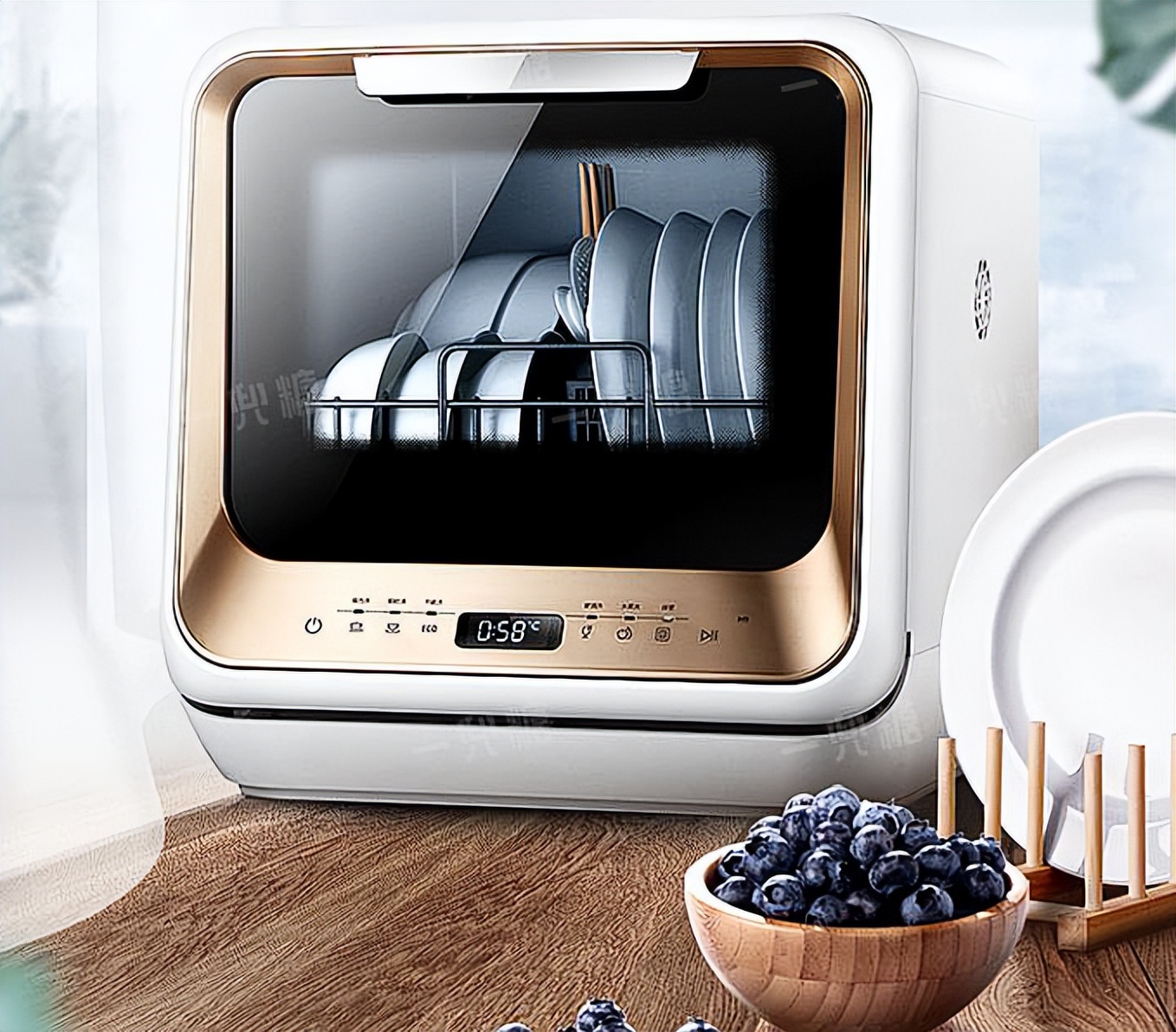 日常洗碗少怎么选洗碗机,入手一台洗碗机洗碗不再是难题