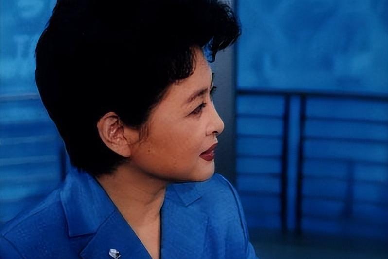 央视春晚再也见不到的八位明星,盘点十个已退休的央视主持人