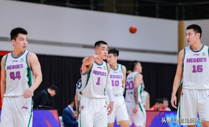 高诗岩开始做年终总结，一番话颇有深意，为重返辽篮提前做准备？