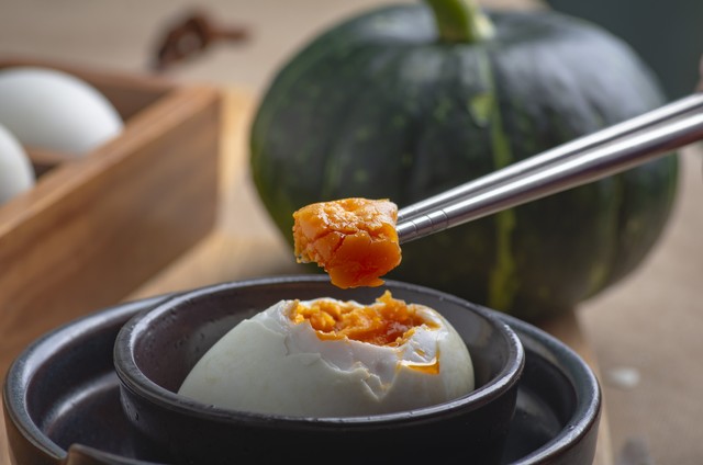 咸鸭太咸该怎么去除咸味,咸鸭要怎么处理才不咸