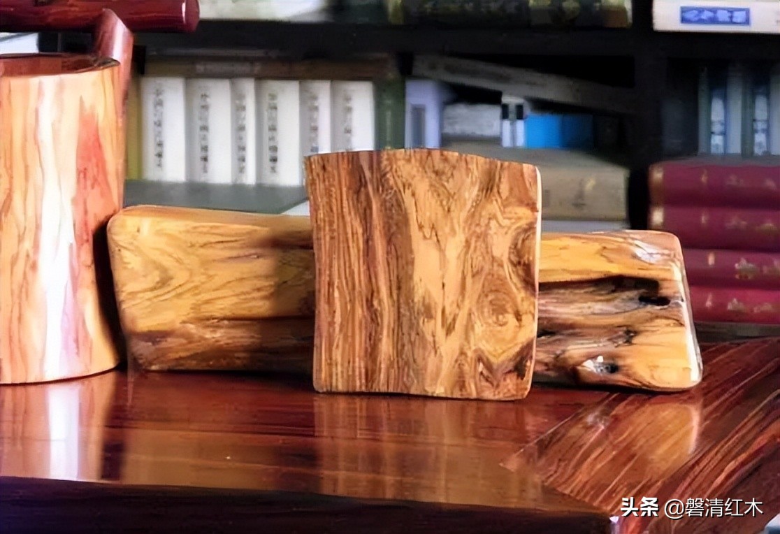 海南黄花梨和小叶紫檀对比,黄花梨与白酸枝鉴别图片及价格