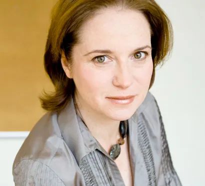 出道失败只因“不是男的”？她的同款“大师香薰”如今却全网疯抢