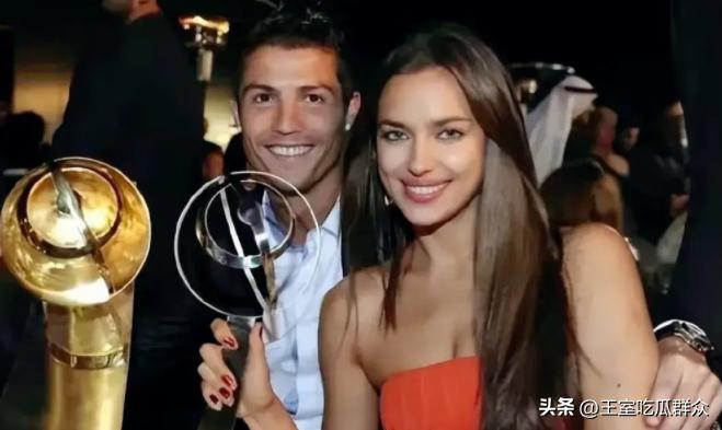 c罗前女友街头大秀好身材,c罗女友乔治娜泳衣广告