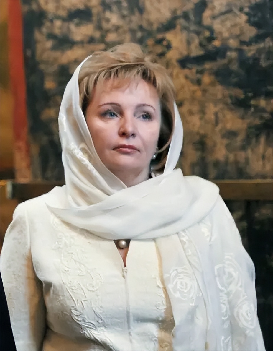 各国总统夫人大比拼：尹锡悦老婆风韵犹存，特朗普的老婆貌美如花