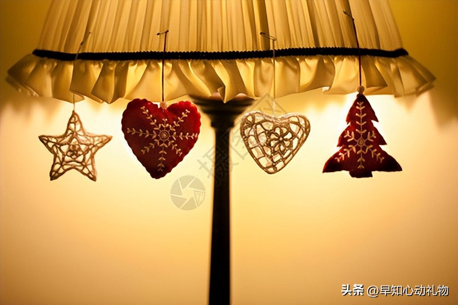 送关系好的女生朋友什么生日礼物,女生的朋友过生日问你送什么礼物