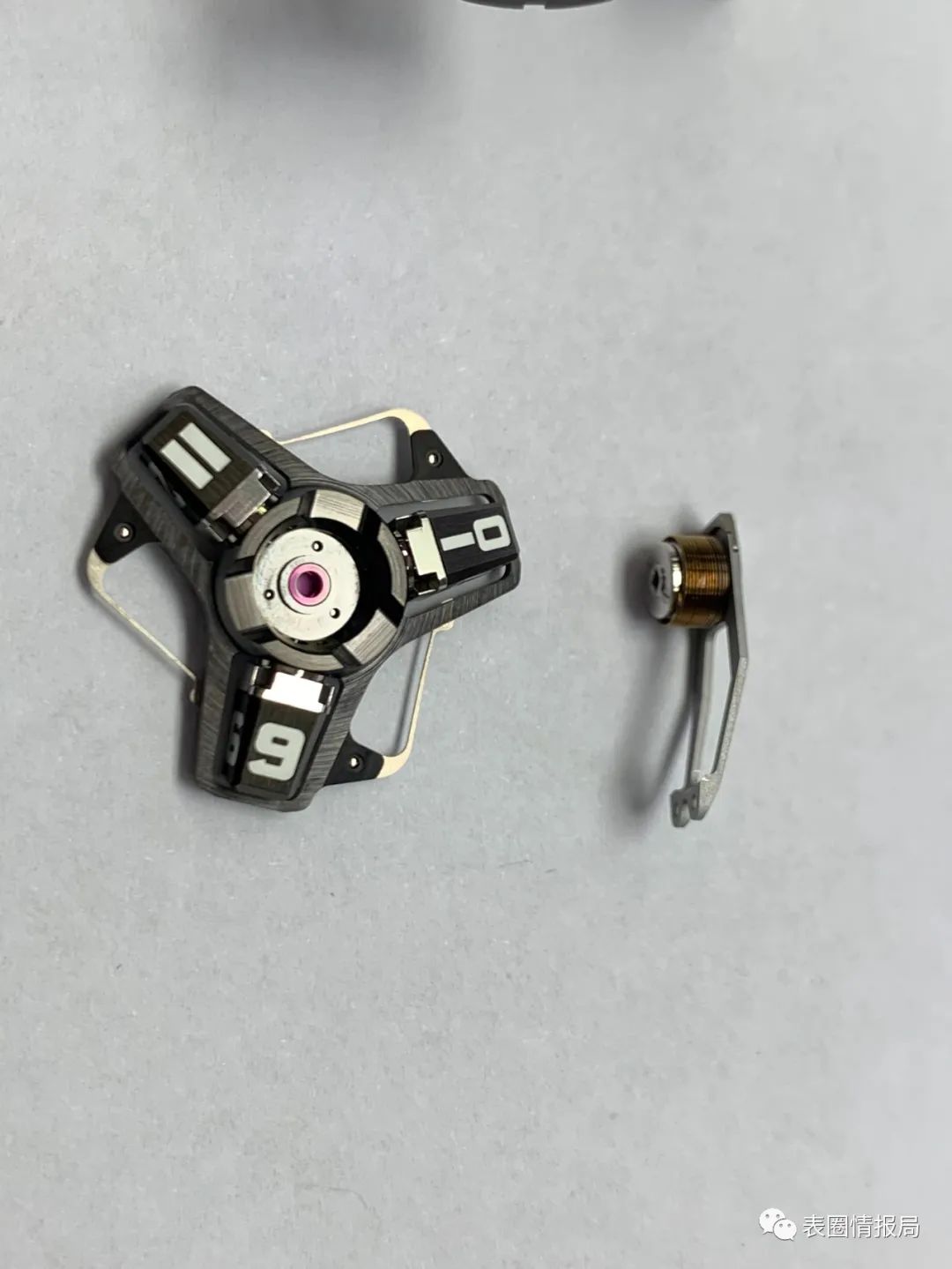 手表表面修复技术,手表钢带清理维修