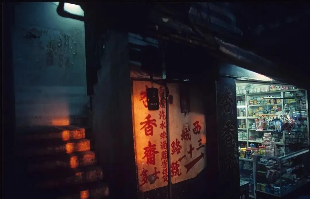 日军当着国军的面杀俘虏,日军侵华兽行