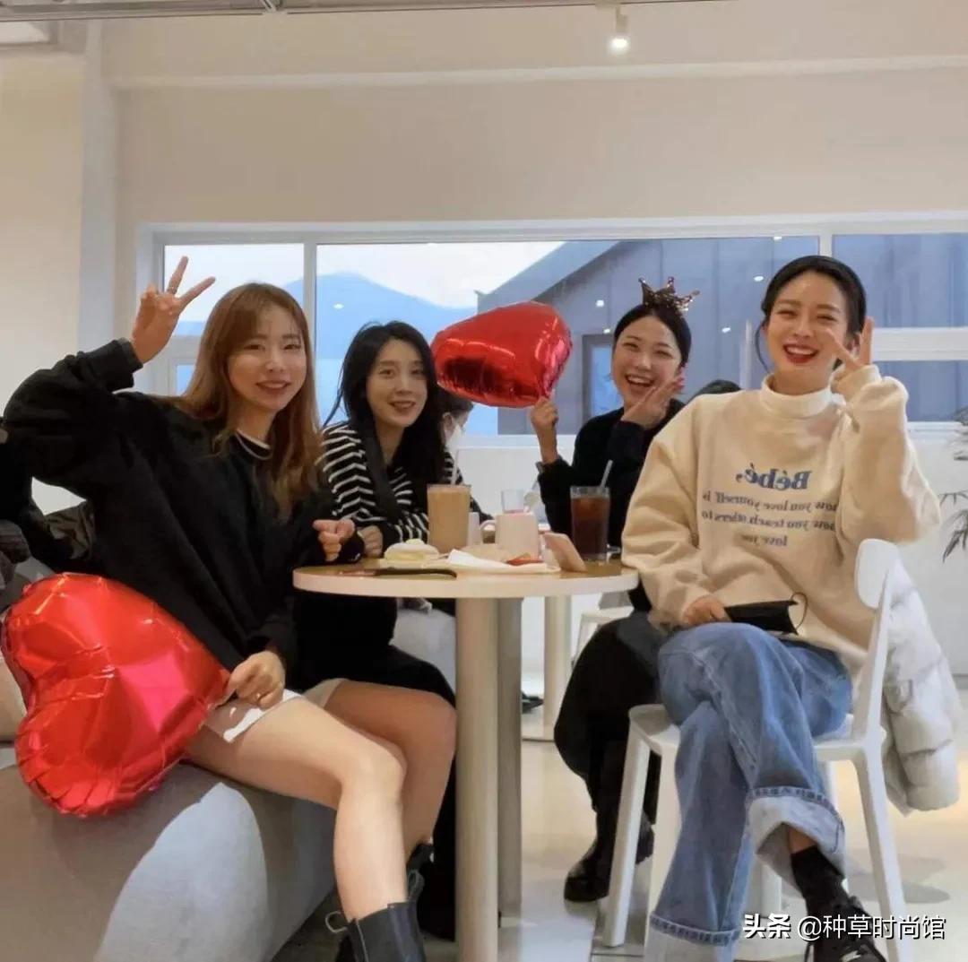 卫衣宽松慵懒风简约款oversize,卫衣分很多种有圆领卫衣连帽卫衣