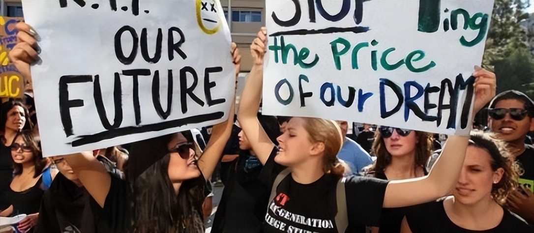 拜登宣布减免学生贷款,拜登免除学生贷款计划