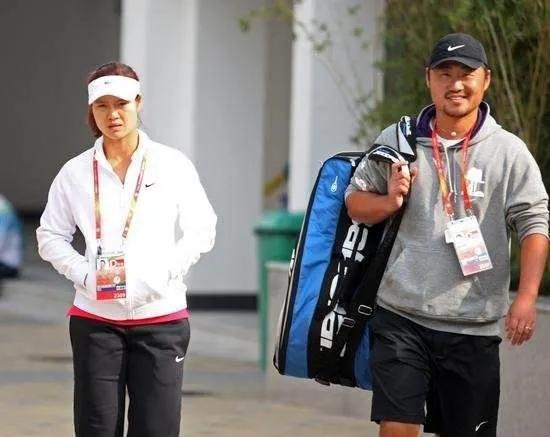 浠婃棩鏄竴涓壒鍒湁鐖辩殑鏃ュ瓙,浠婂ぉ鏄湁鐖辩殑鏃ュ瓙