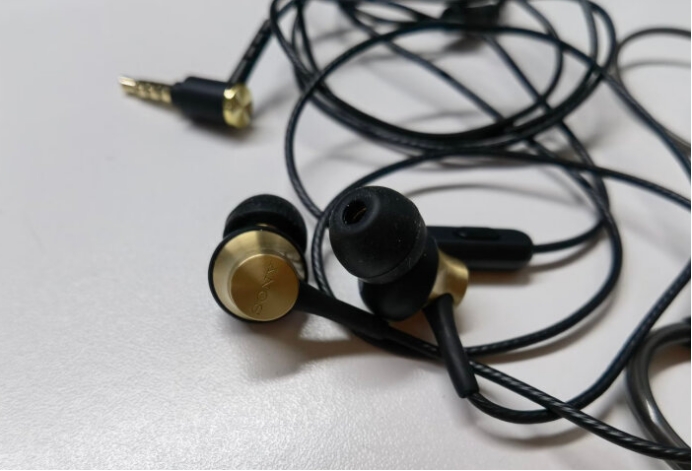 有线耳机音质真的好吗,有线耳机音质好适合听歌