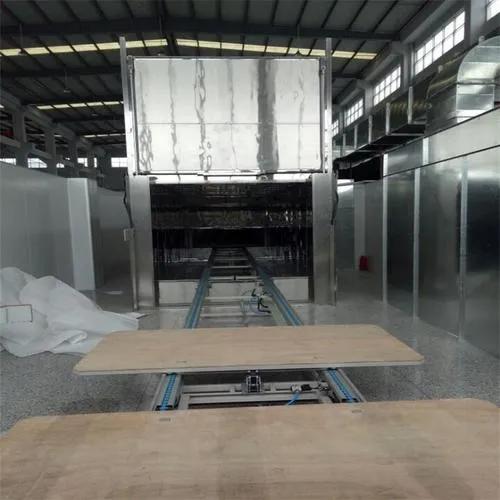 水性漆在施工性能方面的优点有,水性漆的性能和喷涂技术