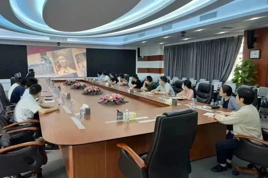 深学细照笃行凝聚青春力量——省人力资源社会保障厅开展青年理论学习小组读书周活动