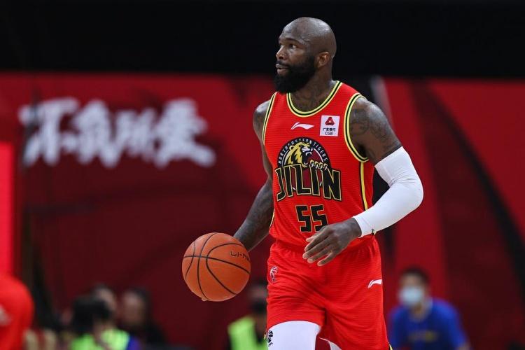 鍦哄潎40鍒哻ba澶栨彺,鍦哄潎涓夊崄鍒嗙殑cba澶栨彺