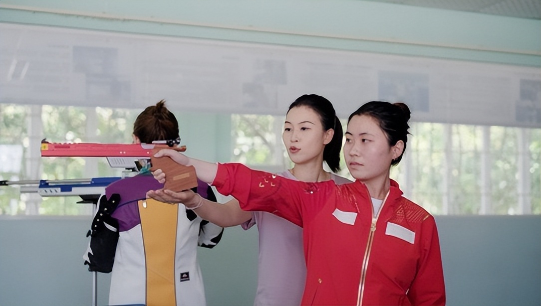 易思玲夺冠,易思玲获得铜牌