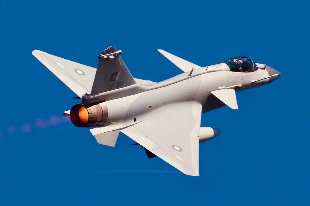 埃尔多安要对俄罗斯军事行动,埃尔多安中配战机