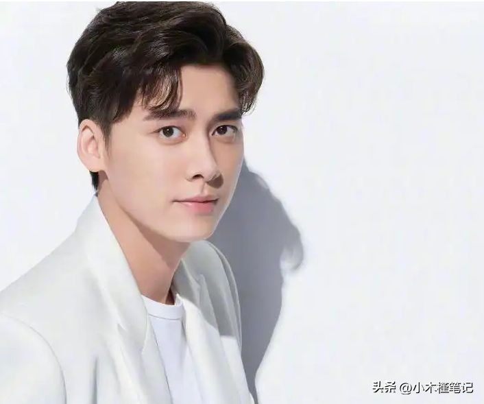 李易峰再次传出已婚，疑似入赘进女方家，结婚证曝光引发猜测