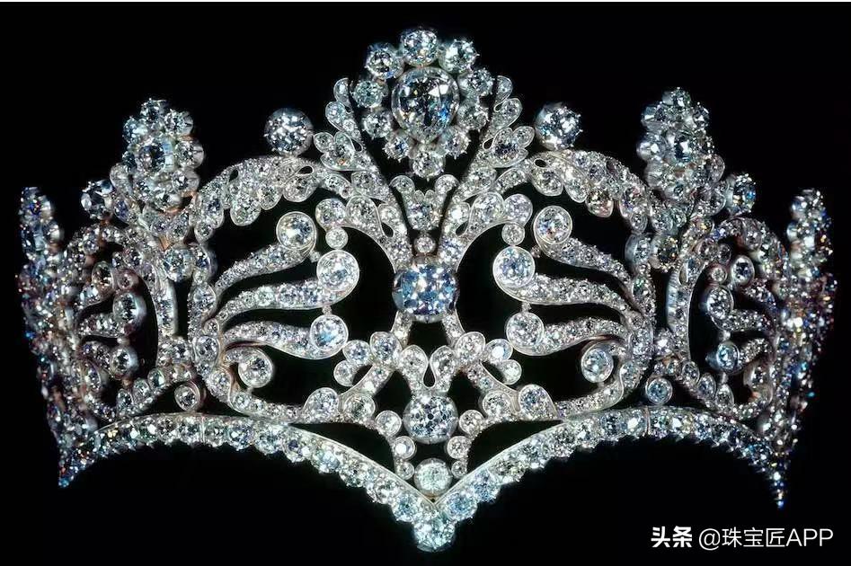 传承241年，12代大师薪火相传，珠宝界的蓝血贵族，重新认识尚美