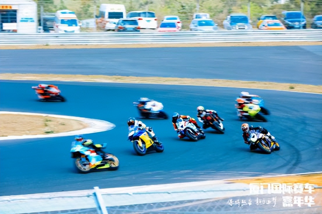 极速对决,点燃冬日!2023厦门国际赛车嘉年华圆满收官