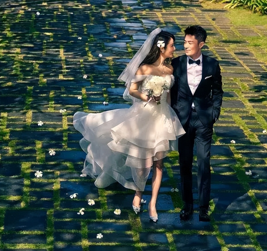 免费婚纱摄影师怎么赚钱,月入10w摄影师