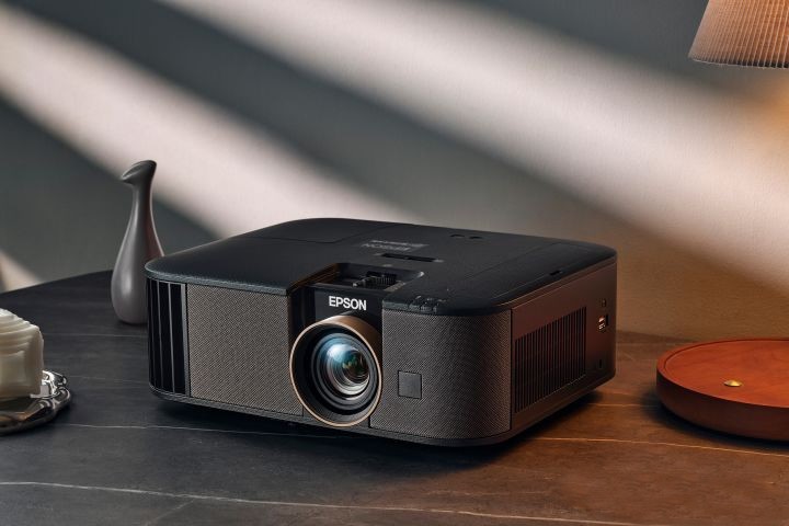 爱普生家庭影院投影机哪款效果好,影院级爱普生投影仪推荐